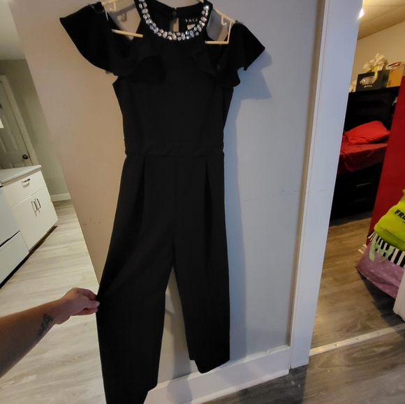 Jumper - Picture 2 of 3